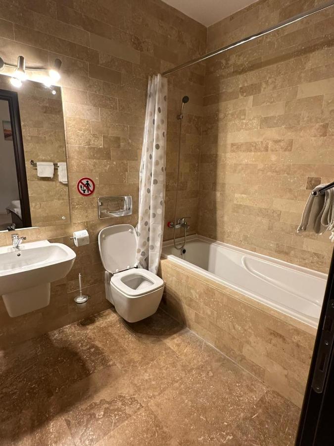 Apartament Otopeni * Otopeni